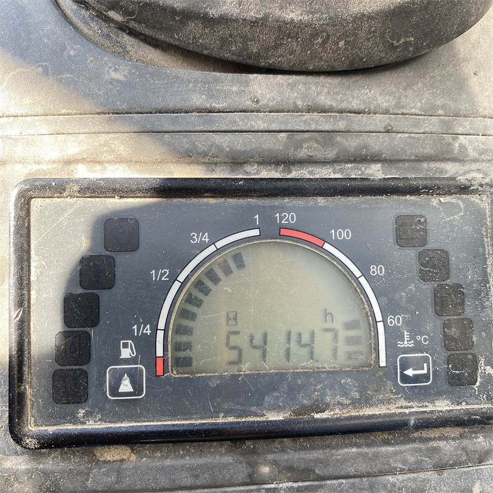 Caterpillar 302.2D 7 caterpillar 302.2d – 2t2 – 5 415 h – 2013