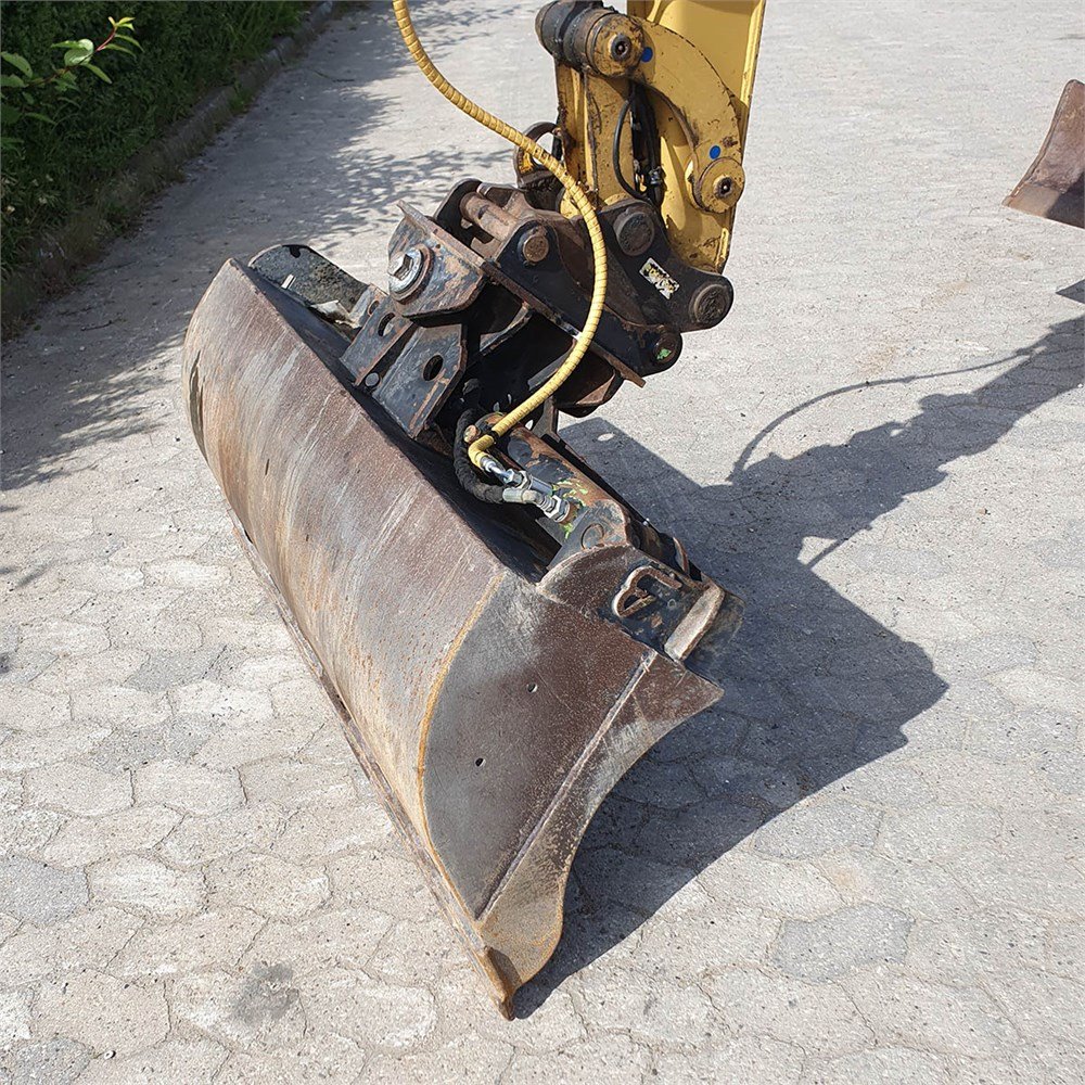 Caterpillar 303.5 E CR 5 caterpillar 303.5 e cr 3t5 4 650 h 2012