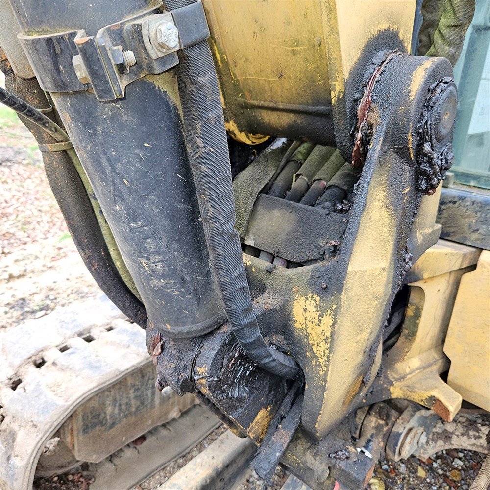 Caterpillar 305D CR 14 caterpillar 305d cr 5t 4 800 h 2011