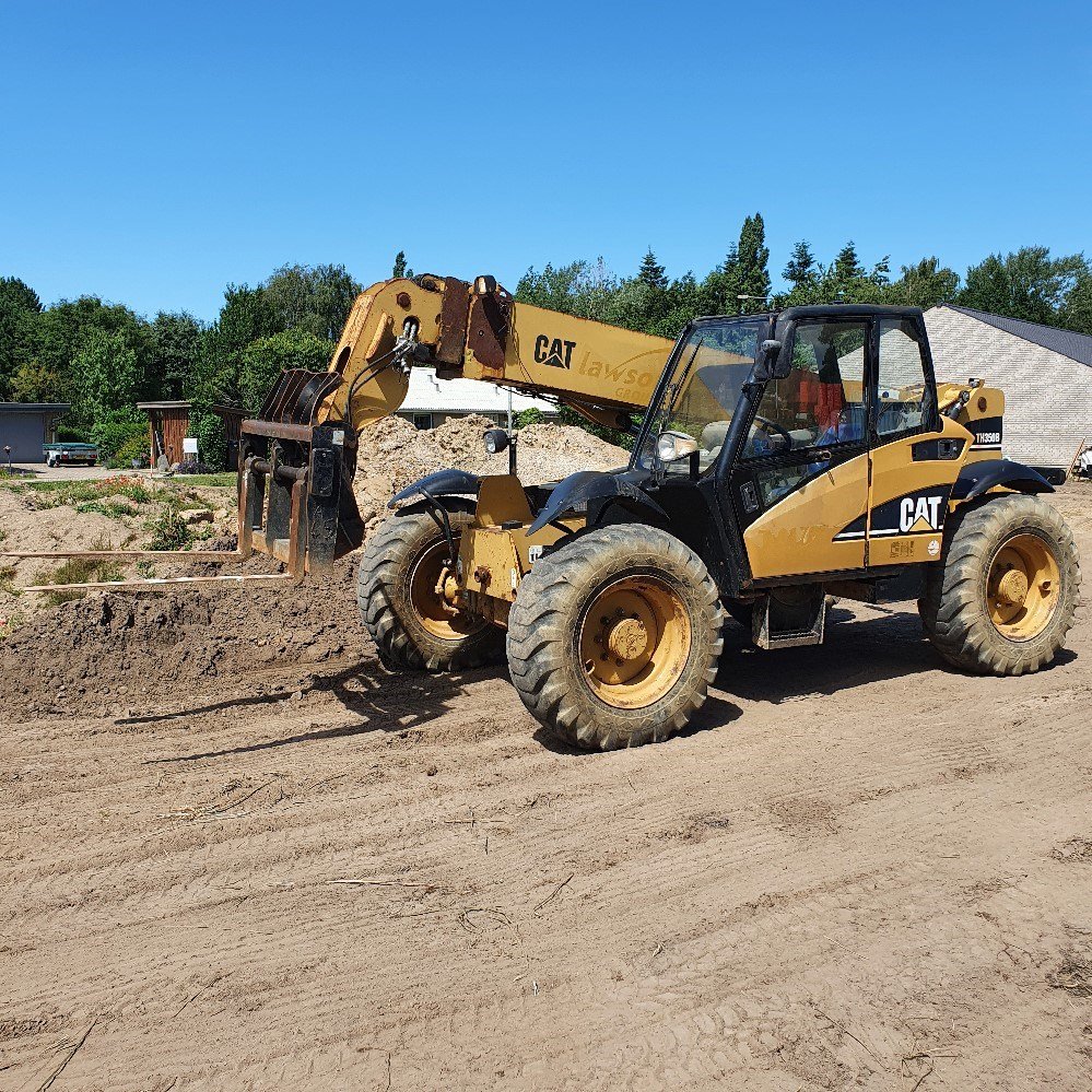 Caterpillar TH350B 1 caterpillar th350b – 11 m – 3 450 h – 2004