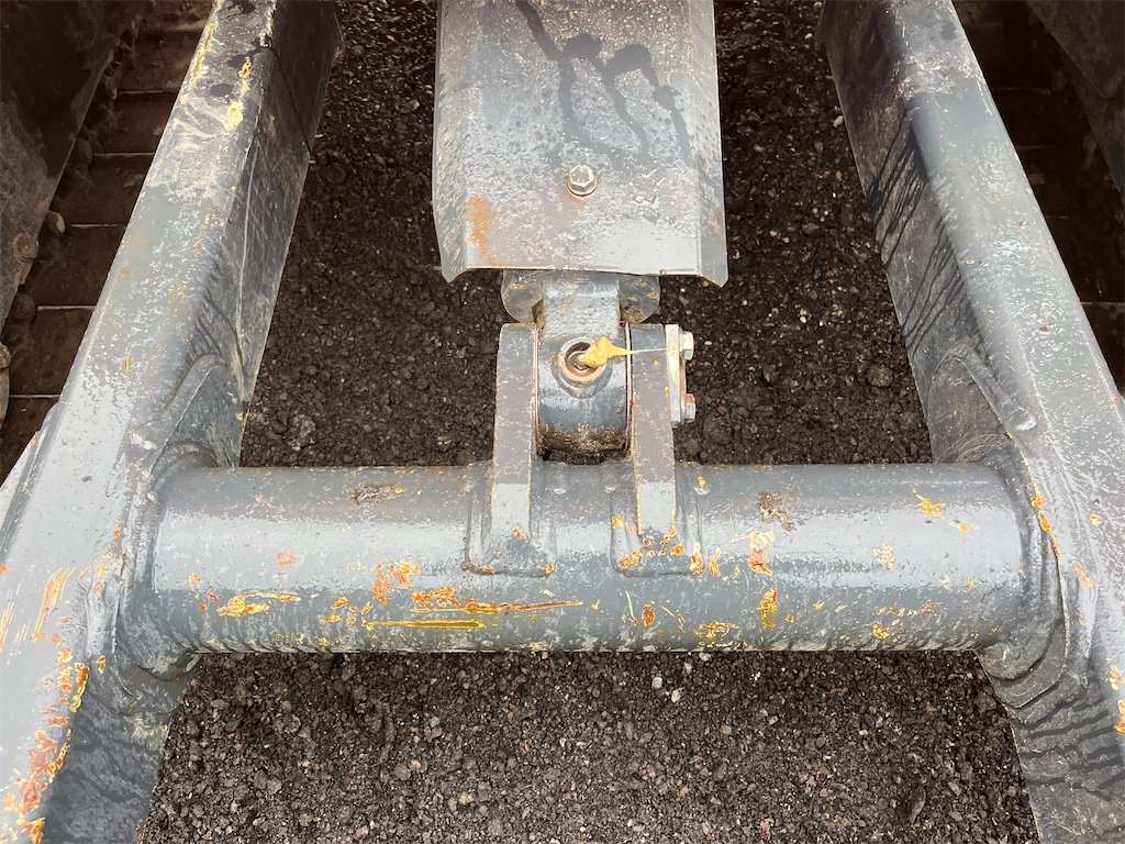 Hitachi 18 hitachi zaxis 48u 3 clt – 4t8 – 3 382 h – 2012