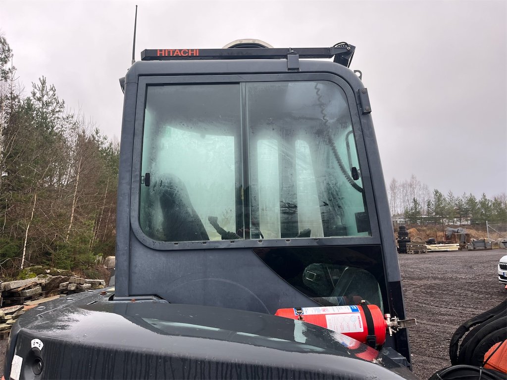 Hitachi 20 hitachi zaxis 48u 3 clt – 4t8 – 3 382 h – 2012