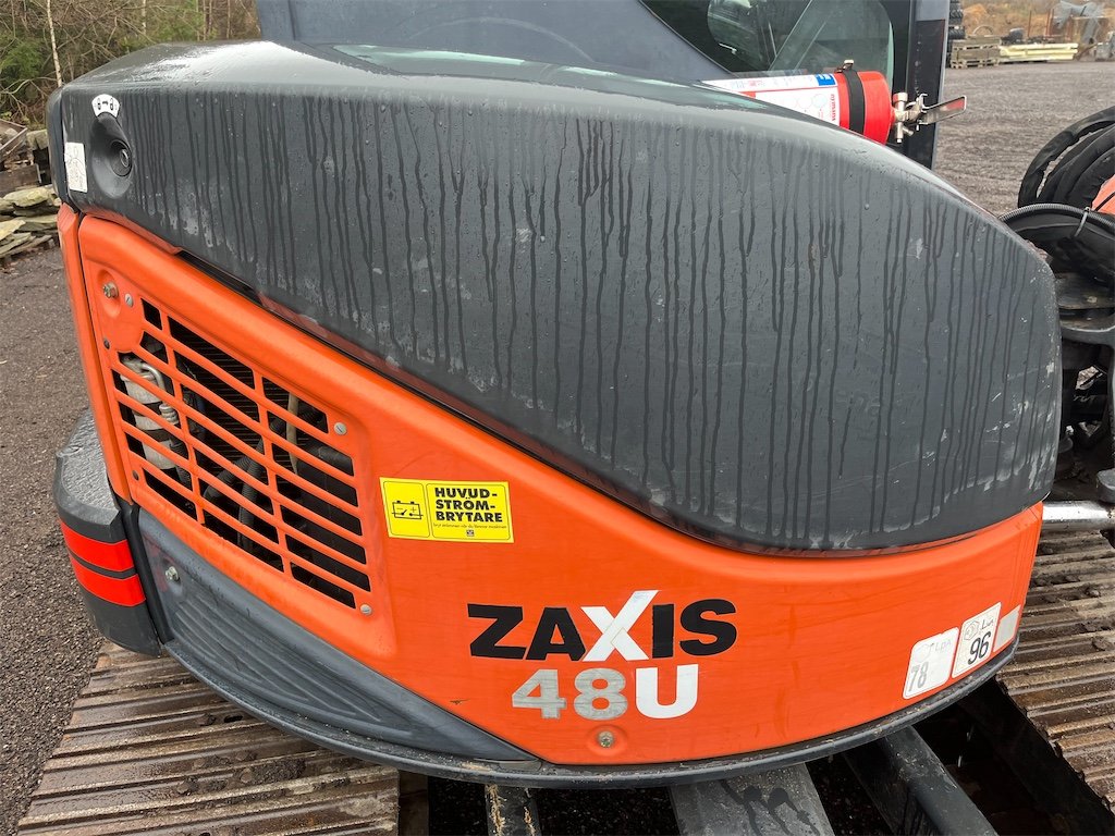 Hitachi 23 hitachi zaxis 48u 3 clt – 4t8 – 3 382 h – 2012