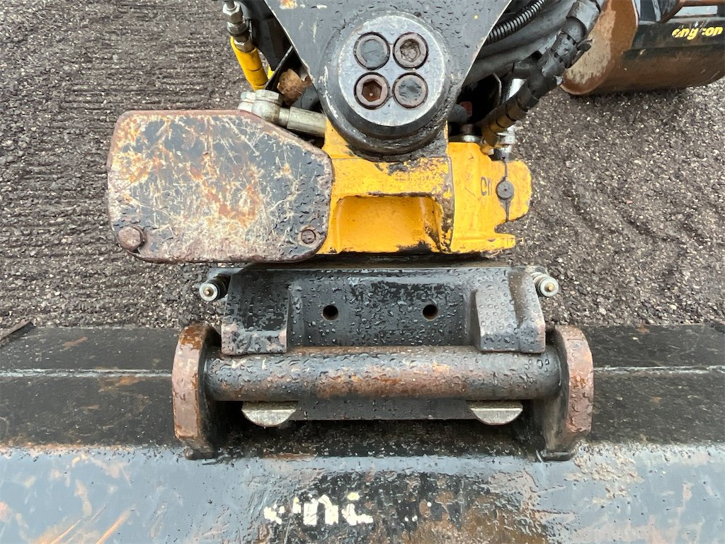 Hitachi 31 hitachi zaxis 48u 3 clt – 4t8 – 3 382 h – 2012