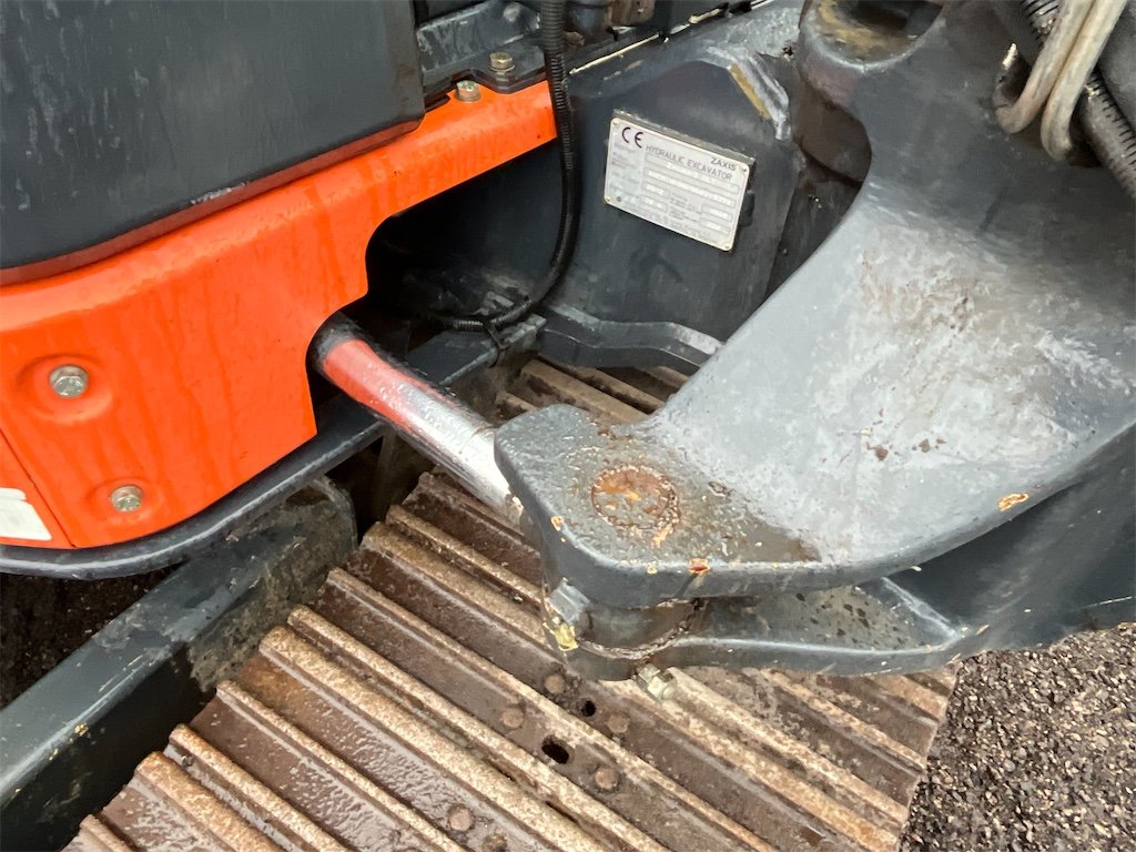 Hitachi 39 hitachi zaxis 48u 3 clt – 4t8 – 3 382 h – 2012