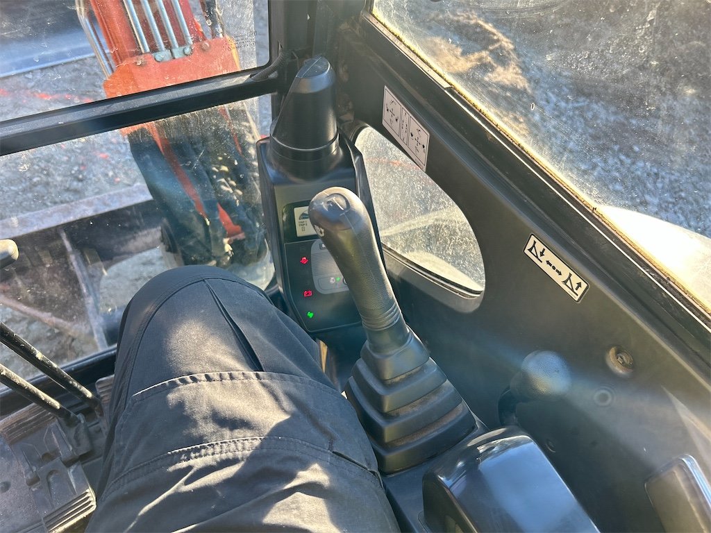 Hitachi ZX30U-2 27 hitachi zx30u 2 – 3t2 – 2 778 h – 2009