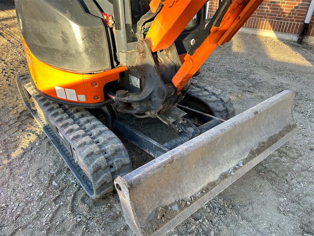 Hitachi ZX30U-2 8 hitachi zx30u 2 – 3t2 – 2 778 h – 2009