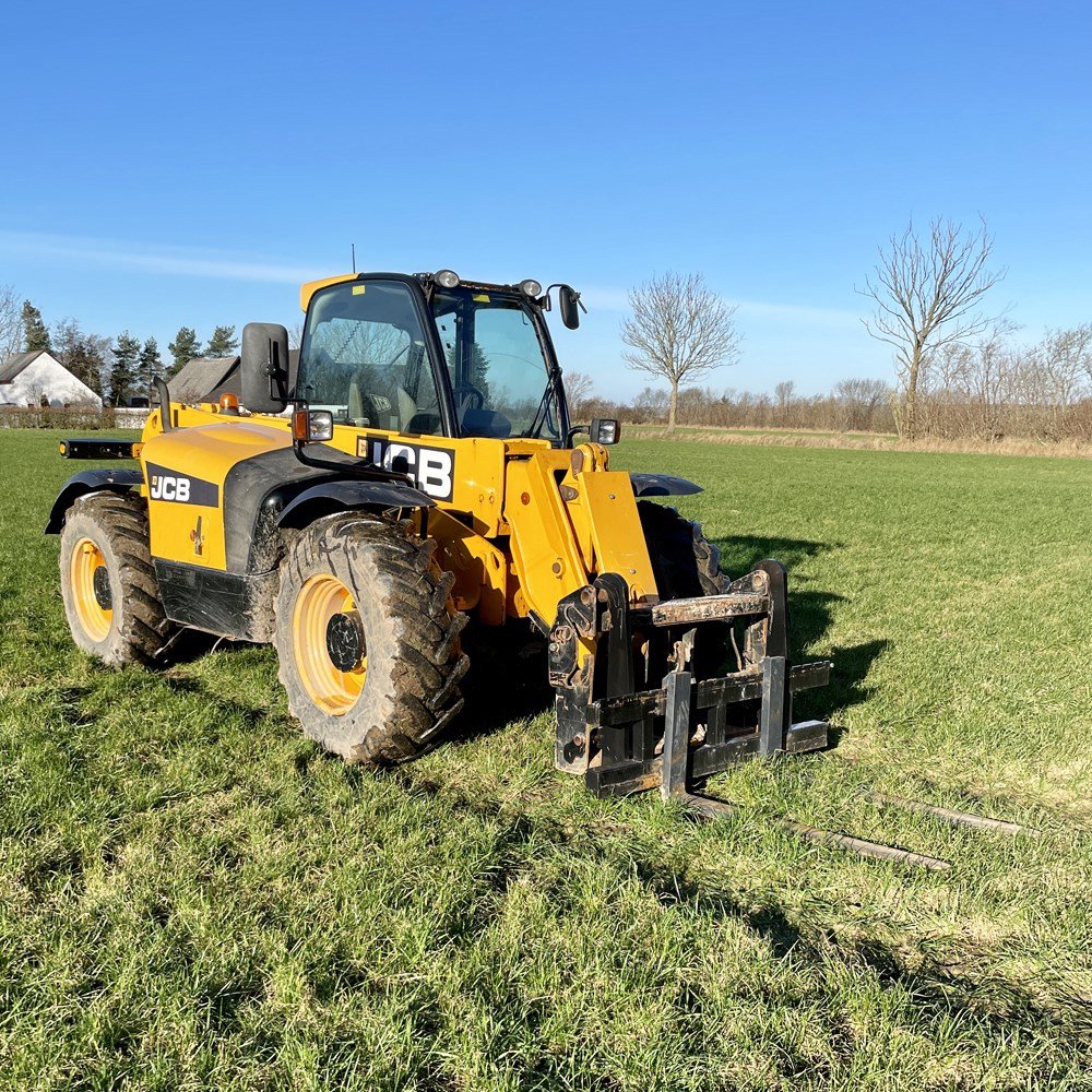 JCB 531-70 3 jcb 531 70 – 7 m – 2 179 h – 2010