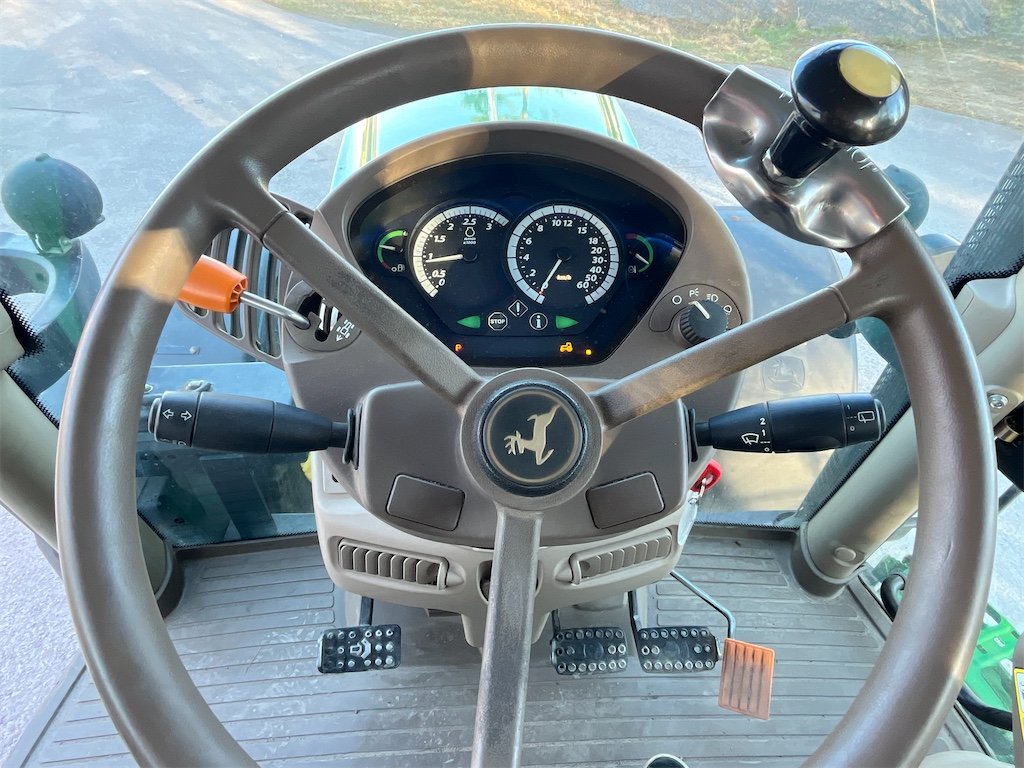 JOHN DEERE 6190R L001 5 john deere 6190r l001 220 ch 2014 7 029 h