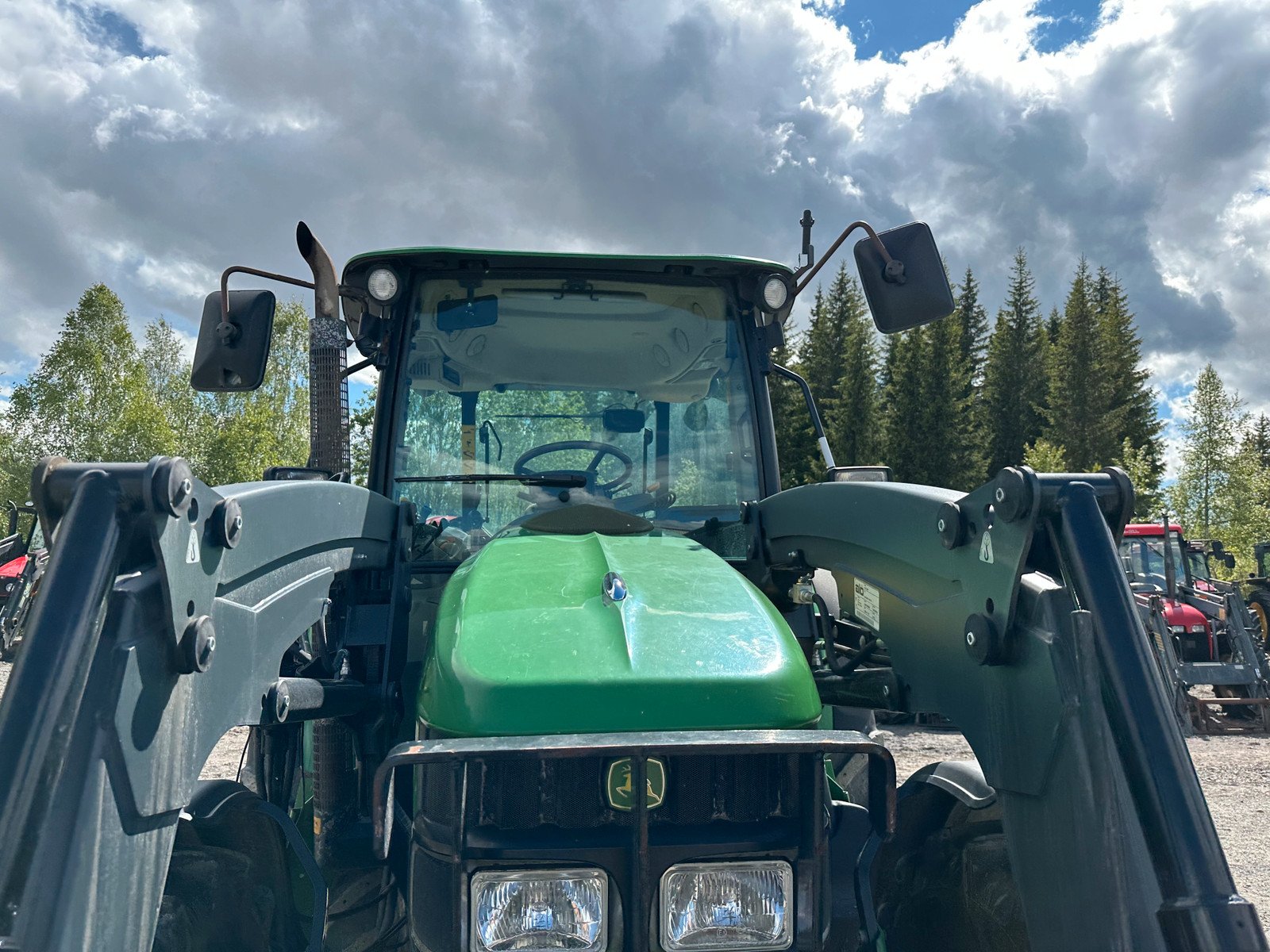 John Deere 5090R 9 john deere 5090r – 98 ch – 3 985 h – 2009