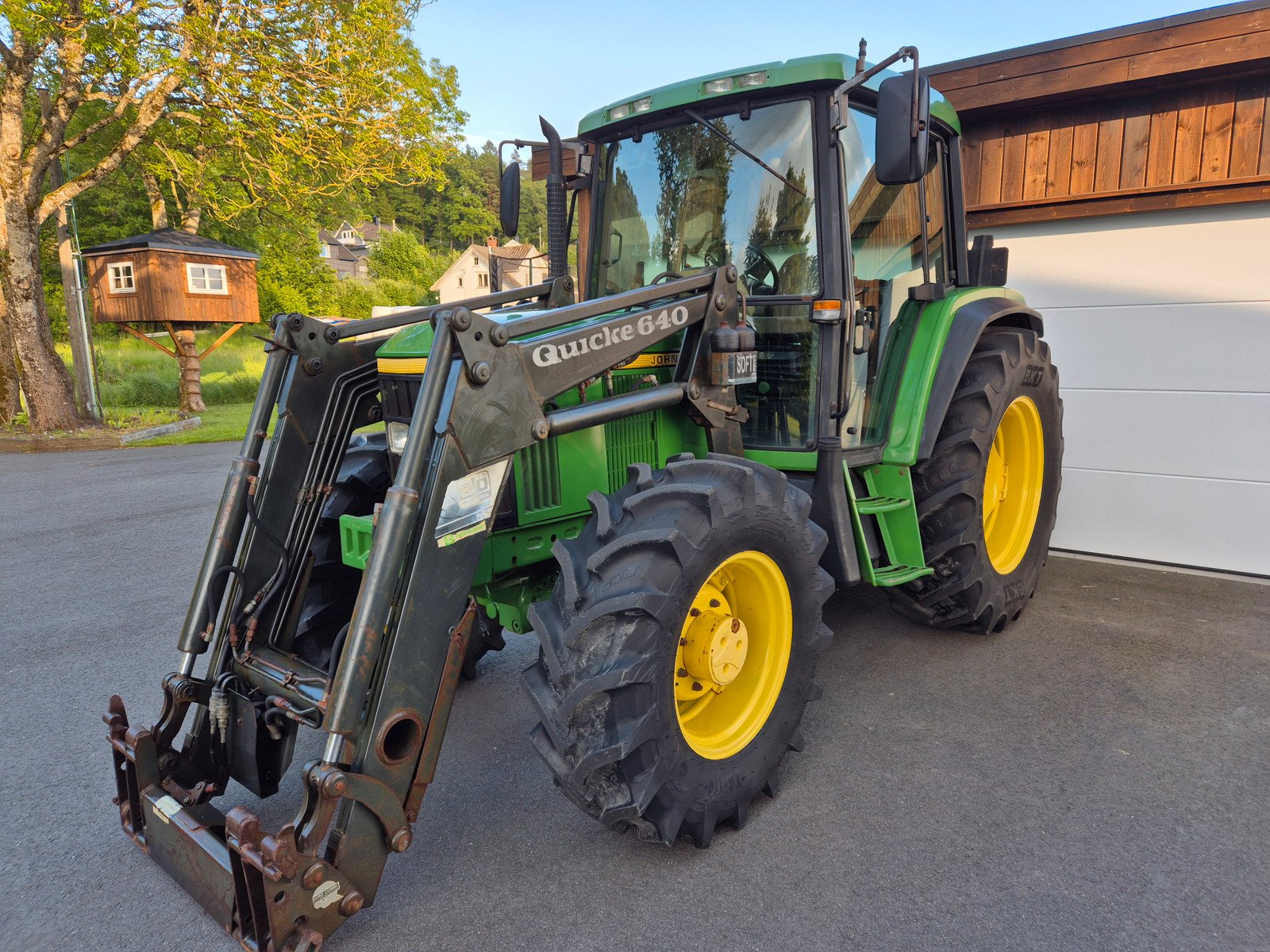 John Deere 6200 1 john deere 6200 – 85 ch – 7 024 h – 1993