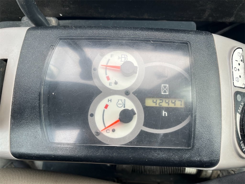 KOMATSU PC55MR-3 16 komatsu pc55mr 3 – 5t4 – 4 244 h – 2014