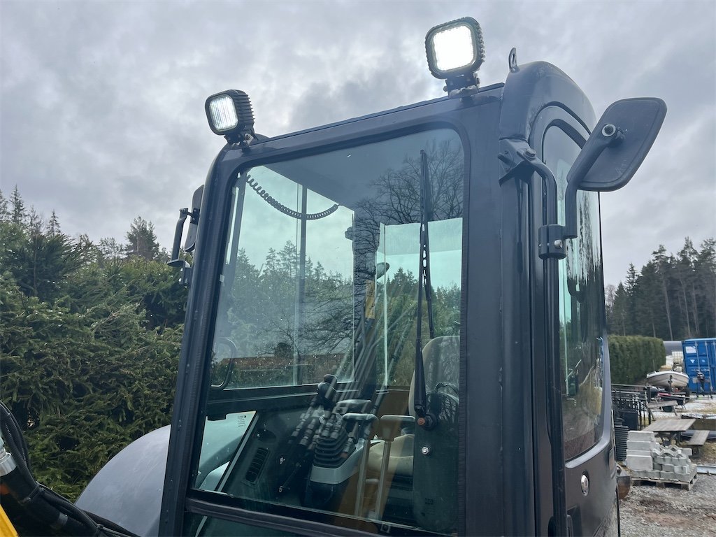 KOMATSU PC55MR-3 23 komatsu pc55mr 3 – 5t4 – 4 244 h – 2014