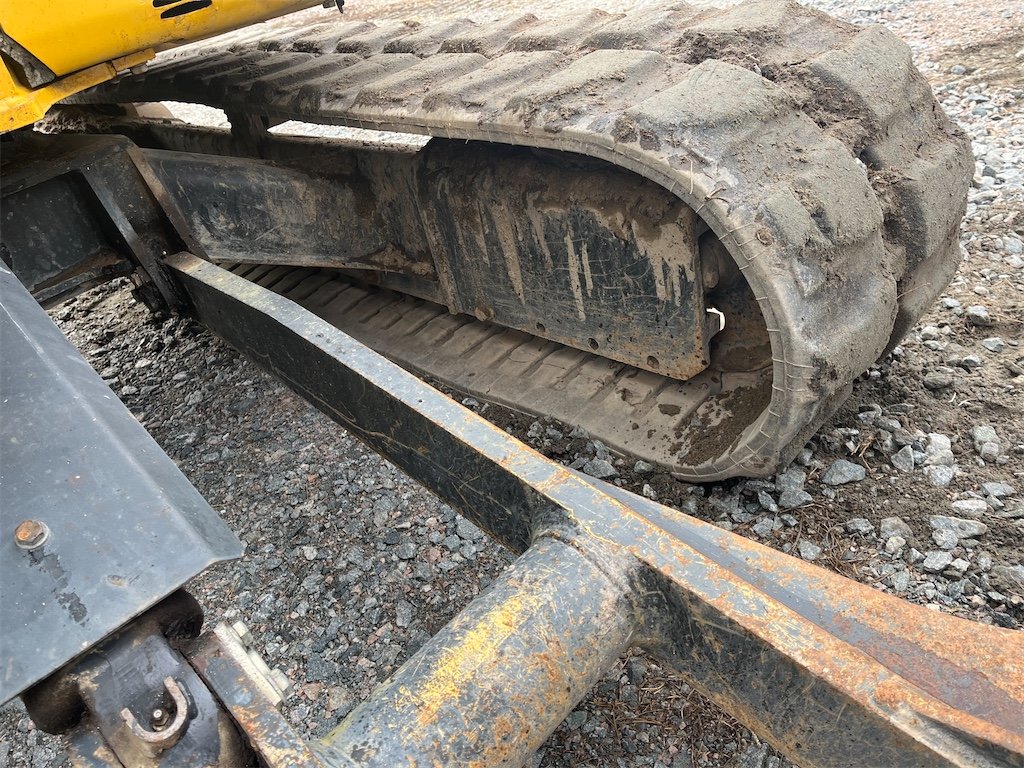 KOMATSU PC55MR-3 50 komatsu pc55mr 3 – 5t4 – 4 244 h – 2014