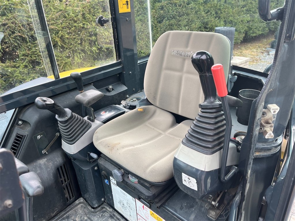 KOMATSU PC55MR-3 8 komatsu pc55mr 3 – 5t4 – 4 244 h – 2014