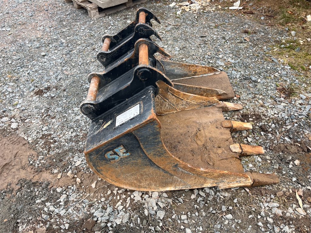 KOMATSU PC55MR-3 87 komatsu pc55mr 3 – 5t4 – 4 244 h – 2014