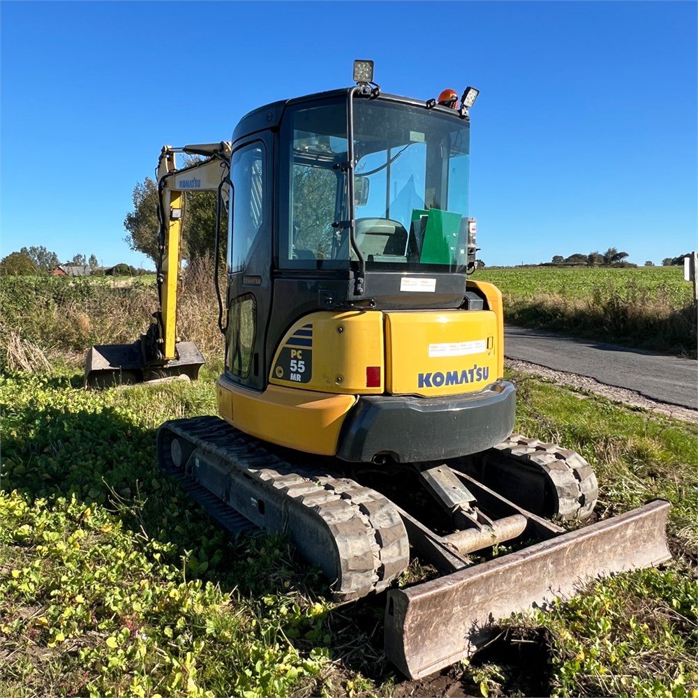 Komatsu PC55MR-3 3 komatsu pc55mr 3 – 5t3 – 4 625 h – 2012
