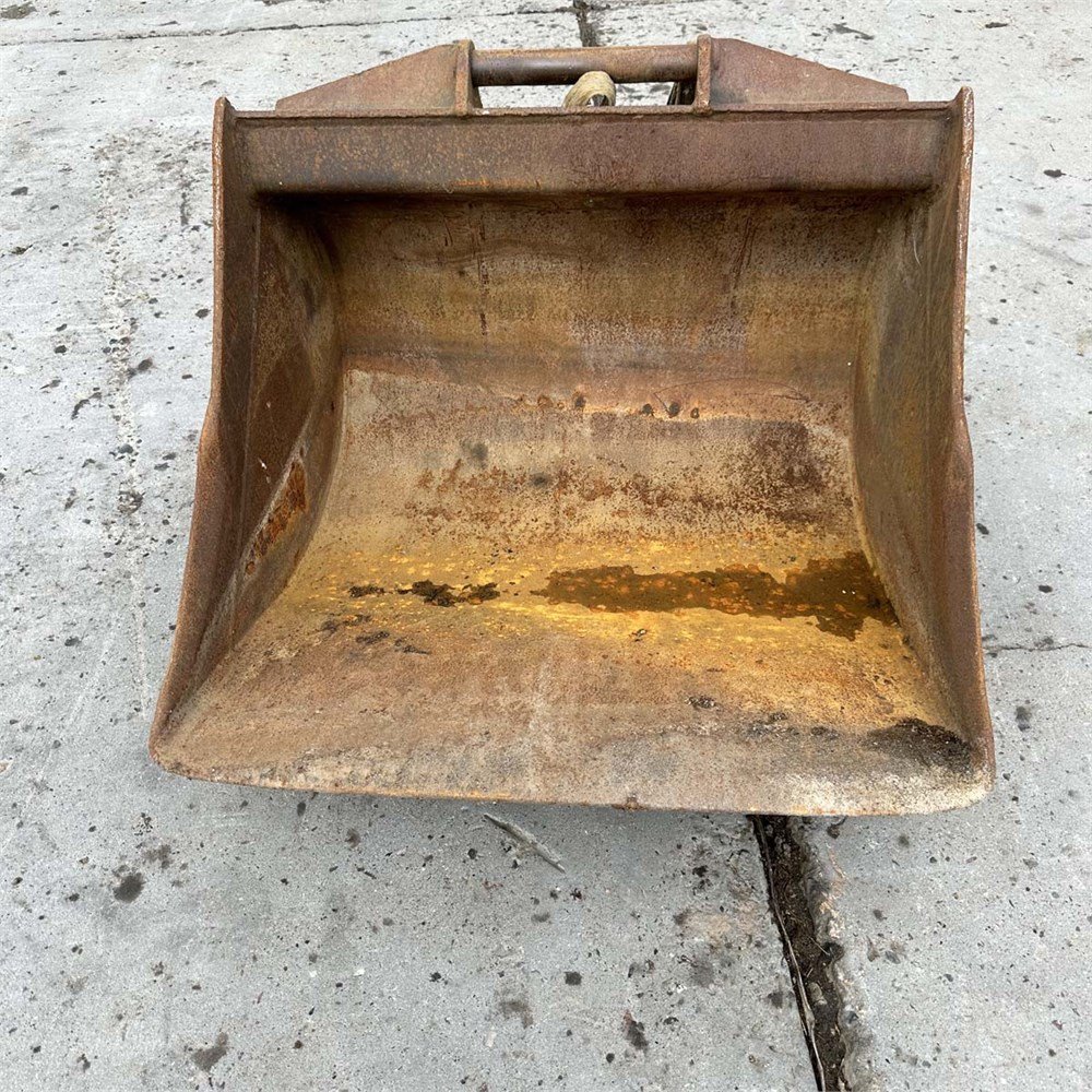 Komatsu PC88MR-8 7 komatsu pc88mr 8 8t8 5 250 h 2014