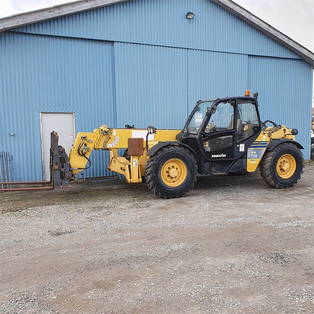 Komatsu WH 716 2 komatsu wh 716 – 16 m – 2 250 h – 2005