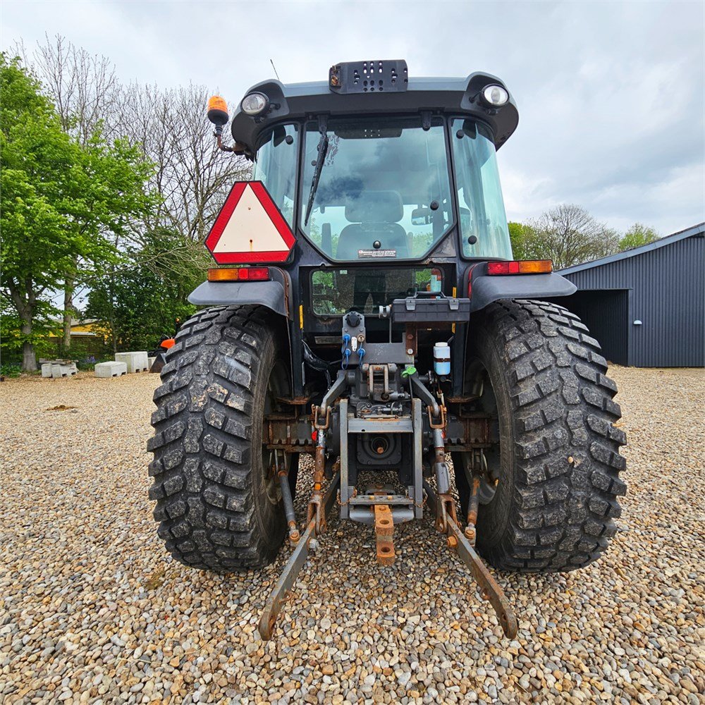 MASSEY FERGUSON 3625 3 massey ferguson 3625 – 69 ch – 2013 – 3 448 h