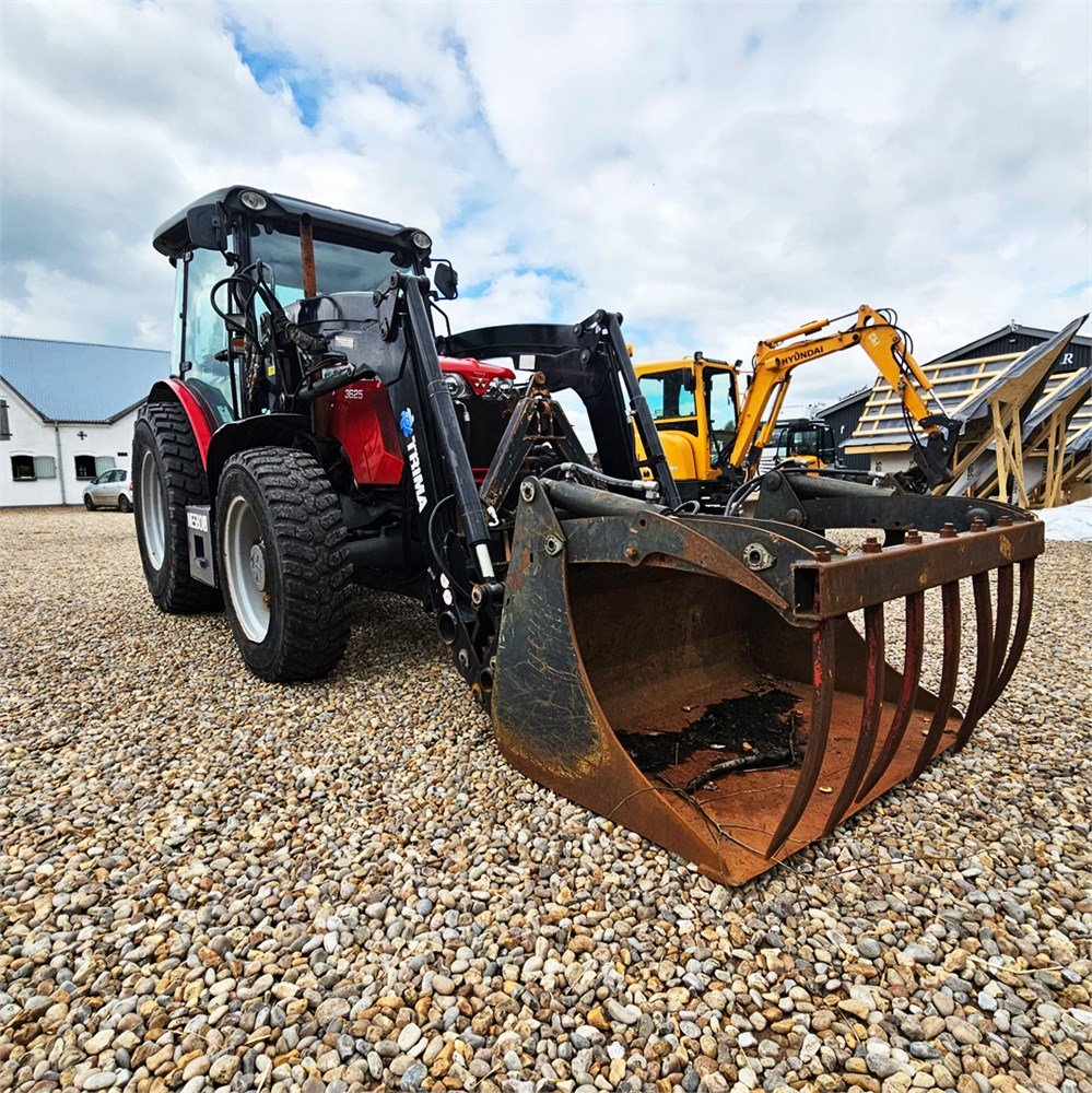 MASSEY FERGUSON 3625 9 massey ferguson 3625 – 69 ch – 2013 – 3 448 h