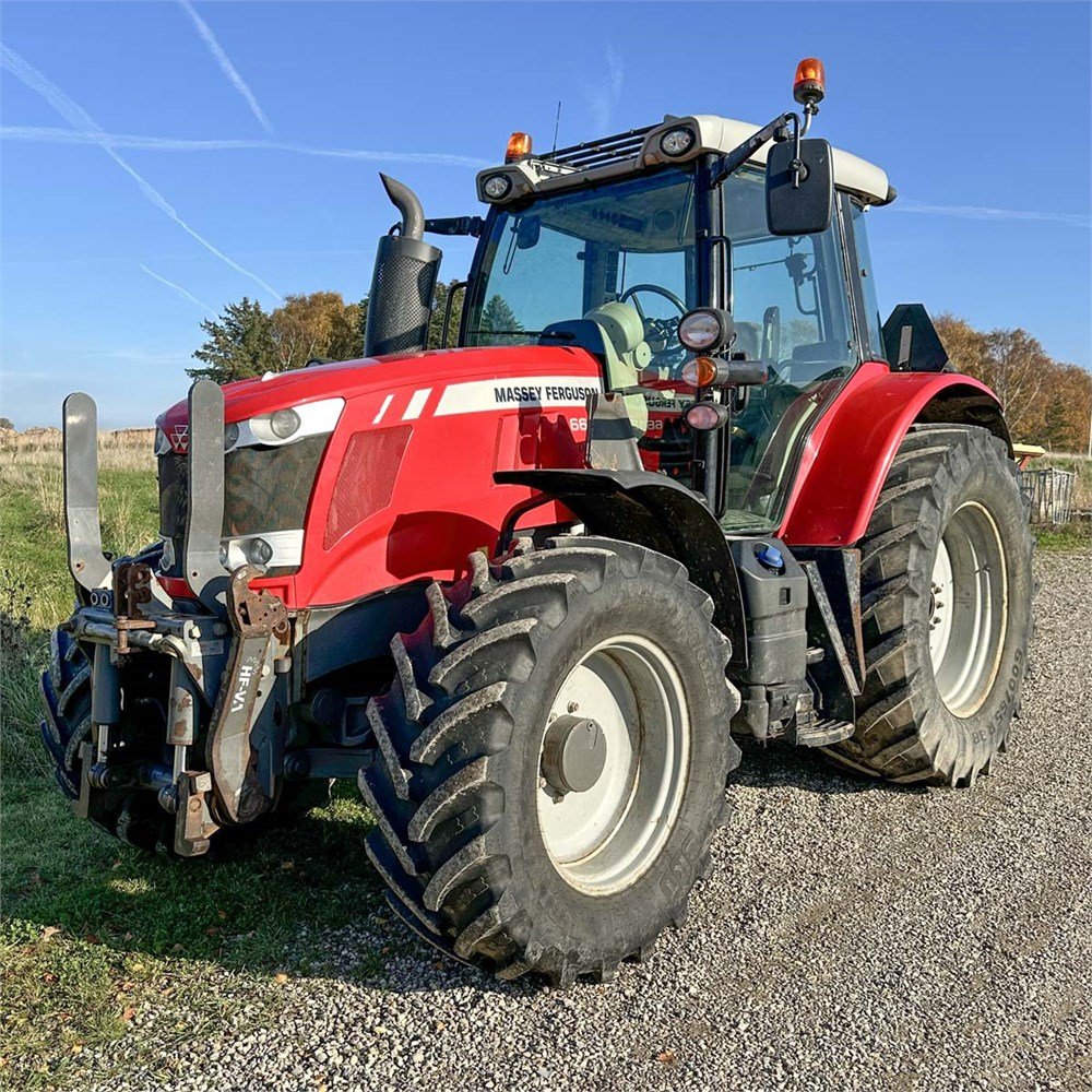MASSEY FERGUSON 6615 DYNA 6 3 massey ferguson 6615 dyna 6 – 150 ch – 2014 – 5 390 h