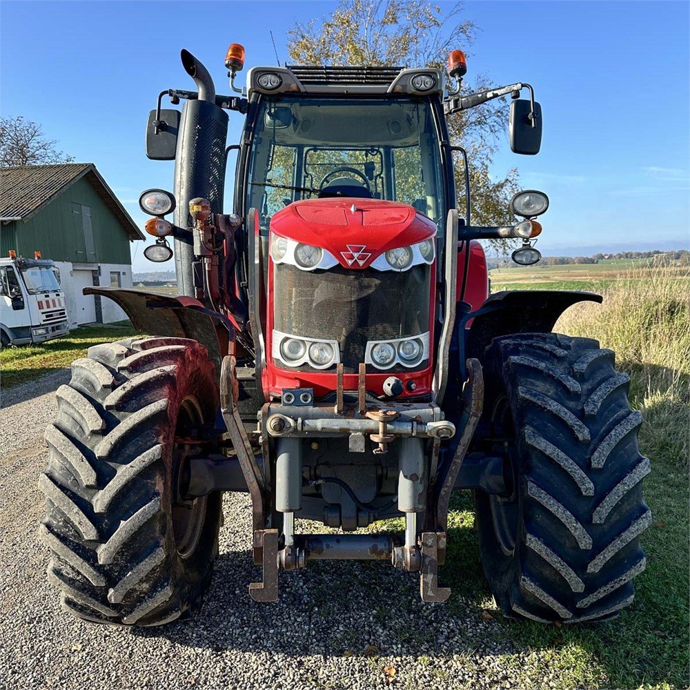 MASSEY FERGUSON 6615 DYNA 6 6 massey ferguson 6615 dyna 6 – 150 ch – 2014 – 5 390 h