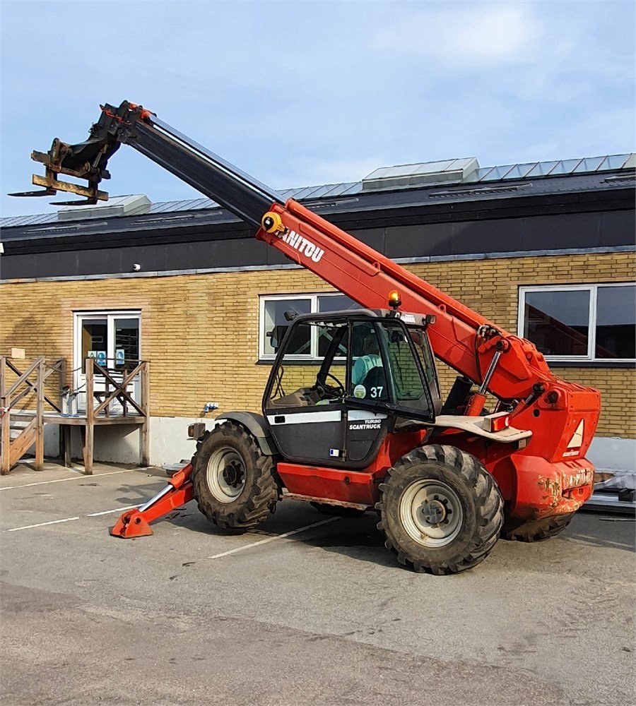 Manitou MT 1740 SLT Ultra 1 manitou mt 1740 slt ultra – 17 m – 5 167 h – 2006