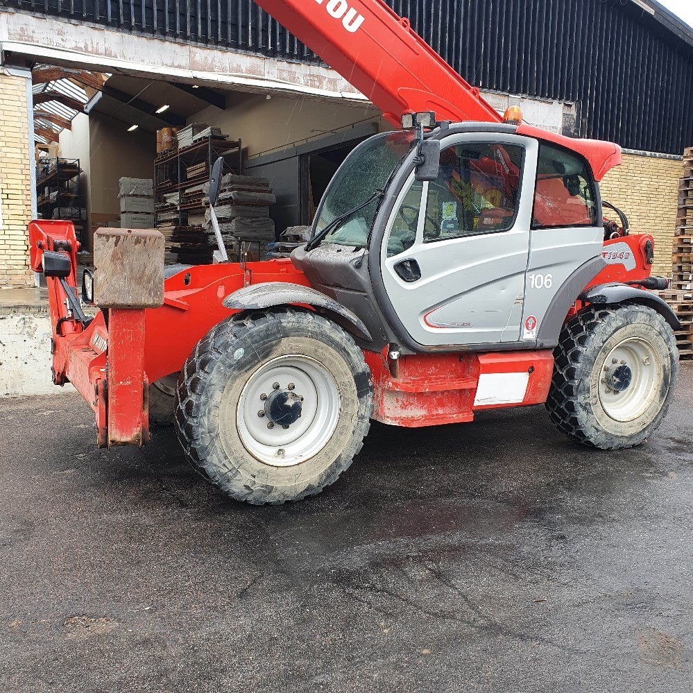 Manitou MT 1840 3 manitou mt 1840 – 18 m – 4 200 h – 2008 (télécommande + panier)