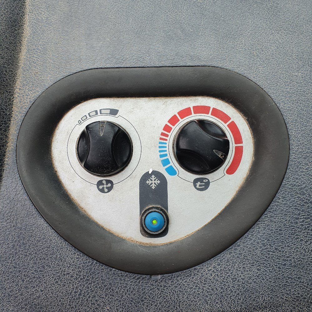 Manitou MT 1840 8 manitou mt 1840 – 18 m – 4 200 h – 2008 (télécommande + panier)