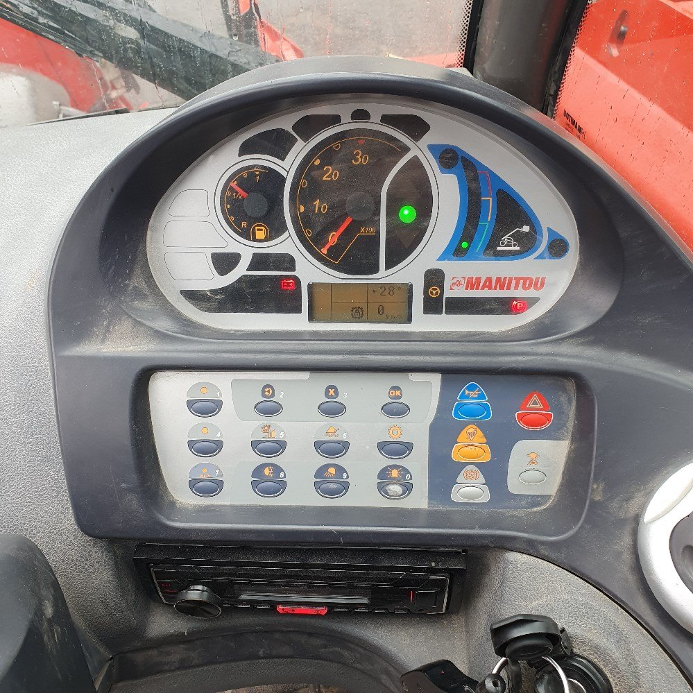 Manitou MT 1840 9 manitou mt 1840 – 18 m – 4 200 h – 2008 (télécommande + panier)