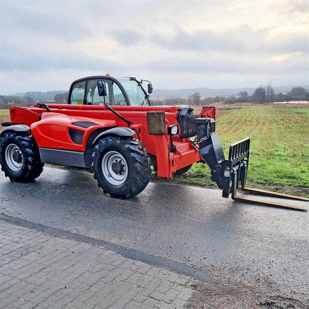 Manitou MT 1840 Privilège 3 manitou mt 1840 privilège – 18 m – 4 546 h – 2008