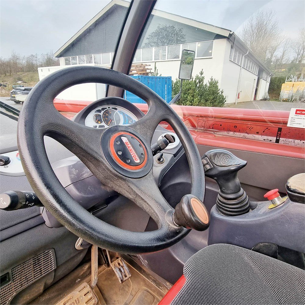 Manitou MT 1840 Privilège 8 manitou mt 1840 privilège – 18 m – 4 546 h – 2008