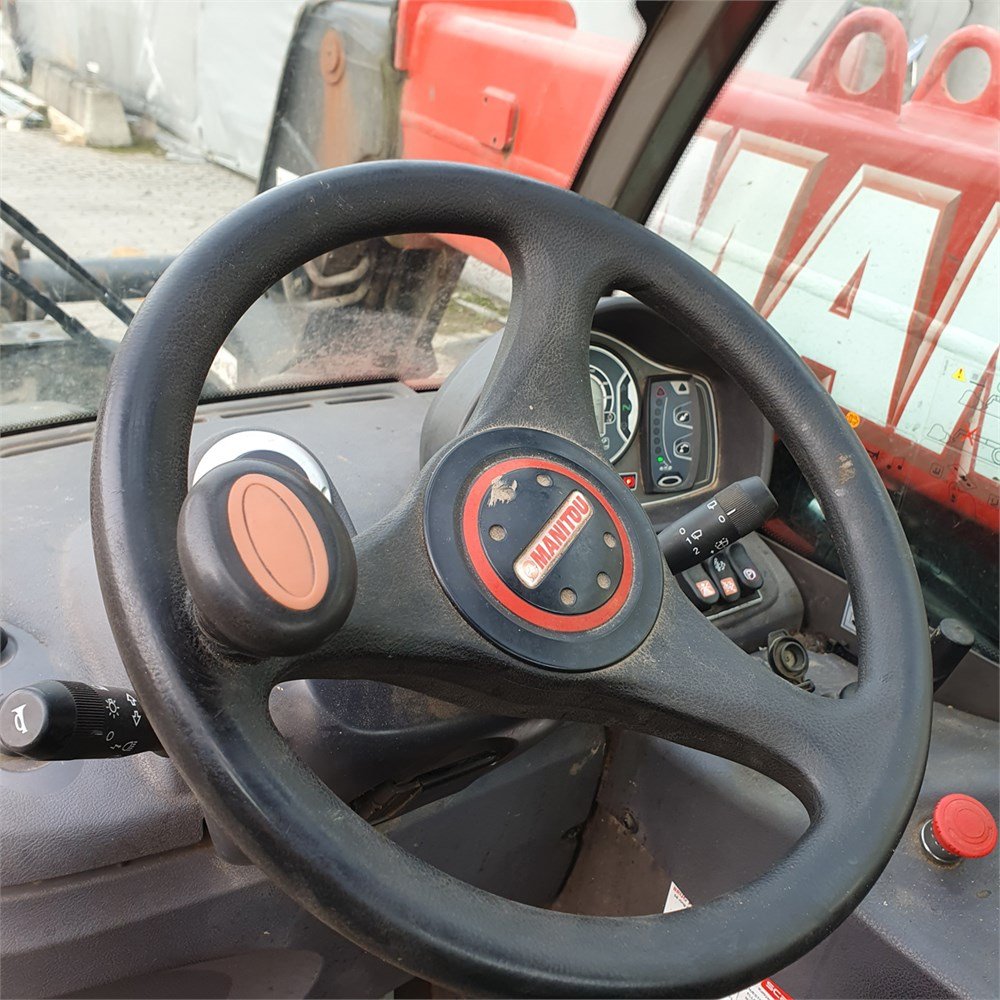 Manitou MT 625 H Comfort 4 manitou mt 625 h comfort – 5,85 m – 6 250 h – 2014