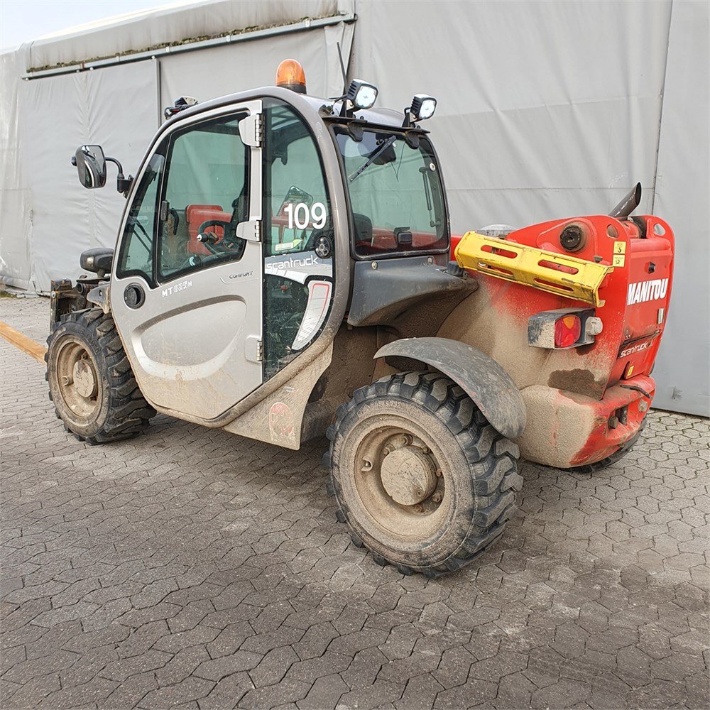 Manitou MT 625 H Comfort 5 manitou mt 625 h comfort – 5,85 m – 6 250 h – 2014