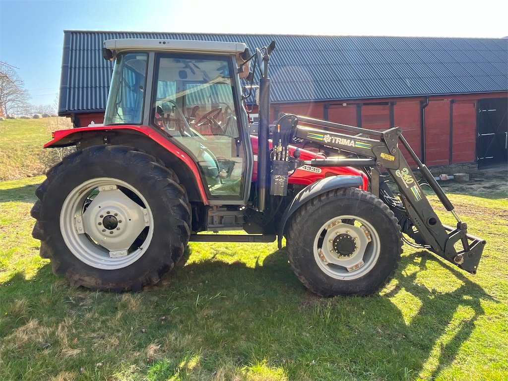 Massey Ferguson 4335-4 3 massey ferguson 4335 4 – 79 ch – 2002 – 3 876 h