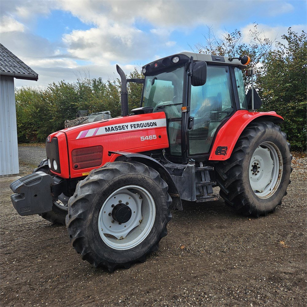 Massey Ferguson 5465 1 massey ferguson 5465 – 109 ch – 5 715 h – 2005