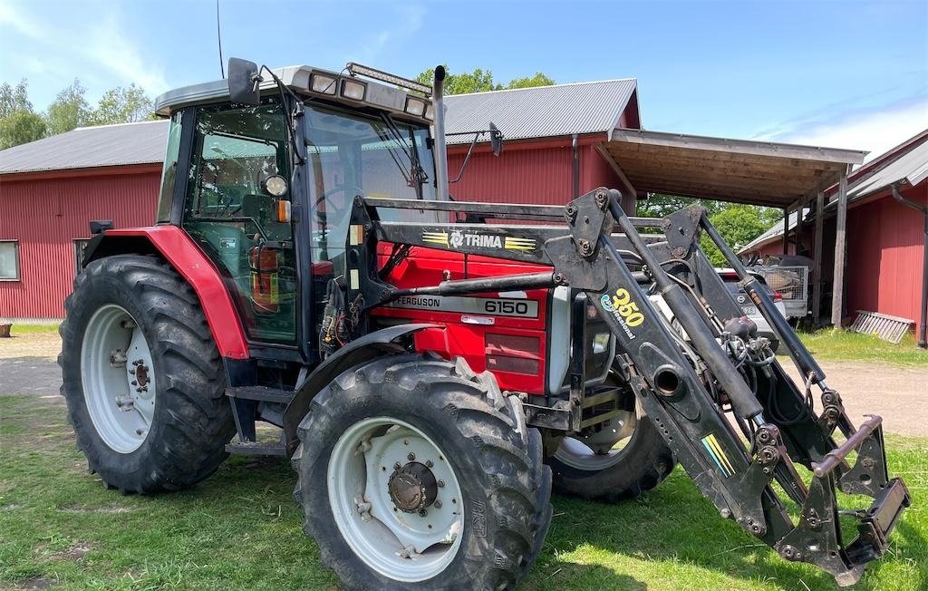 Massey Ferguson 6150 4WD 2 massey ferguson 6150 4wd – 97 ch – 6 437 h – 1998