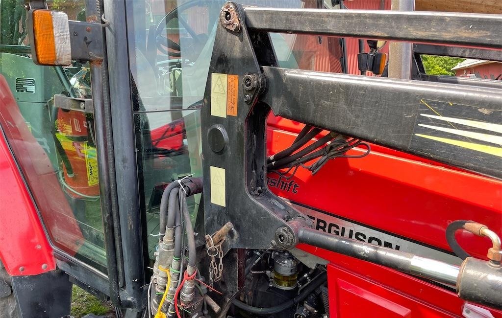 Massey Ferguson 6150 4WD 20 massey ferguson 6150 4wd – 97 ch – 6 437 h – 1998