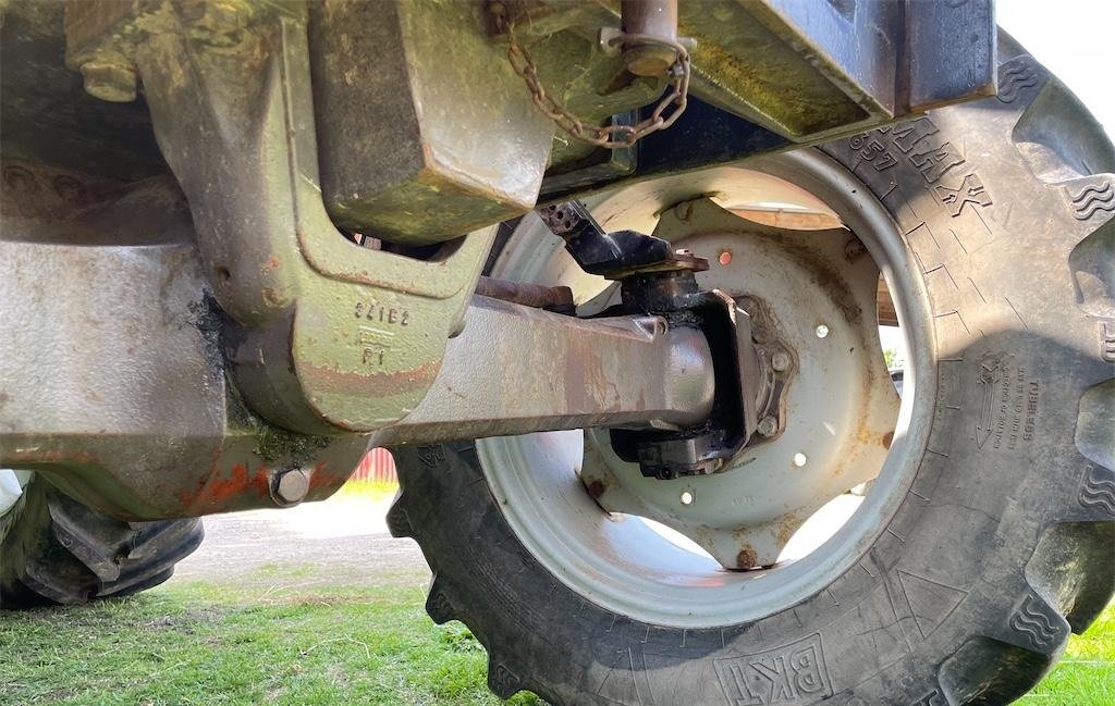 Massey Ferguson 6150 4WD 21 massey ferguson 6150 4wd – 97 ch – 6 437 h – 1998