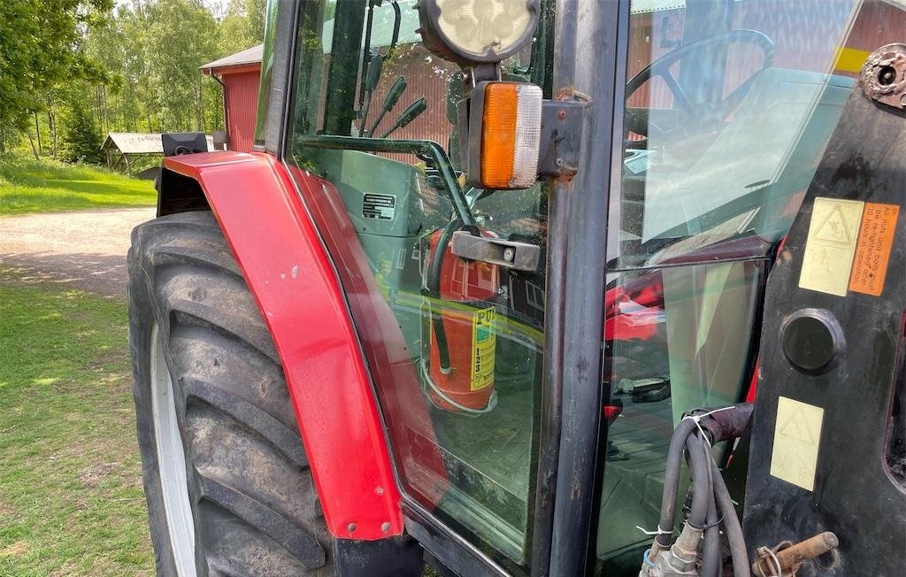Massey Ferguson 6150 4WD 22 massey ferguson 6150 4wd – 97 ch – 6 437 h – 1998