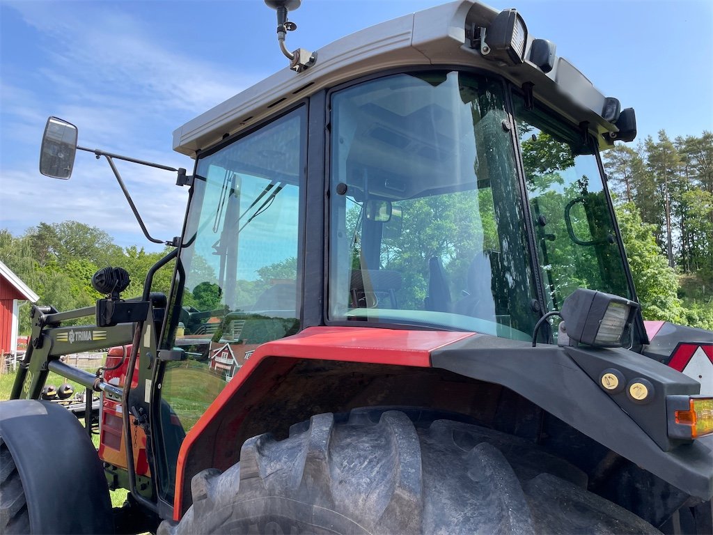 Massey Ferguson 6150 4WD 35 massey ferguson 6150 4wd – 97 ch – 6 437 h – 1998