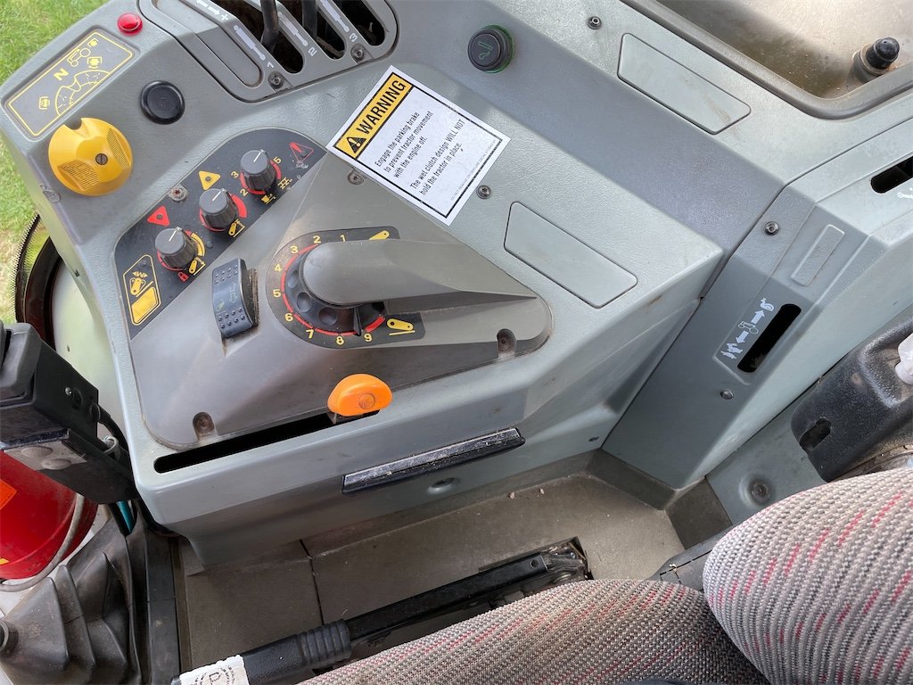 Massey Ferguson 6150 4WD 54 massey ferguson 6150 4wd – 97 ch – 6 437 h – 1998