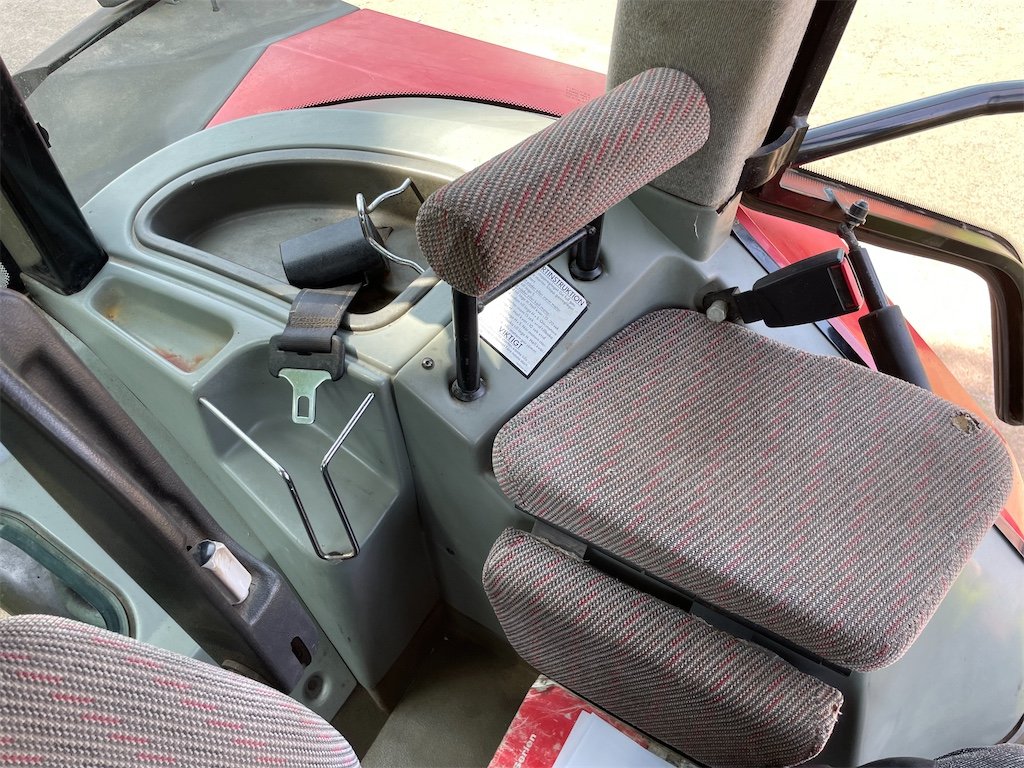 Massey Ferguson 6150 4WD 56 massey ferguson 6150 4wd – 97 ch – 6 437 h – 1998