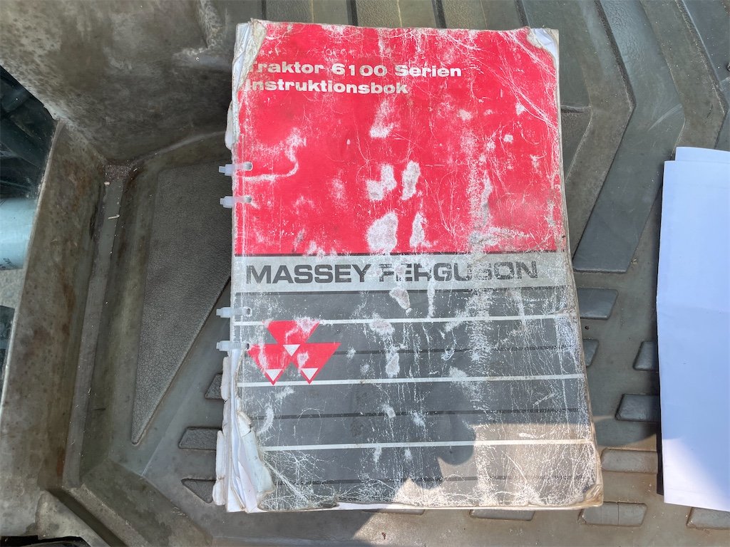 Massey Ferguson 6150 4WD 57 massey ferguson 6150 4wd – 97 ch – 6 437 h – 1998