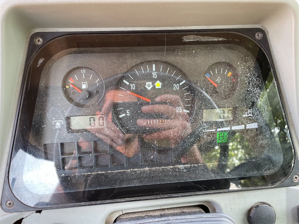 Massey Ferguson 6150 4WD 8 massey ferguson 6150 4wd – 97 ch – 6 437 h – 1998