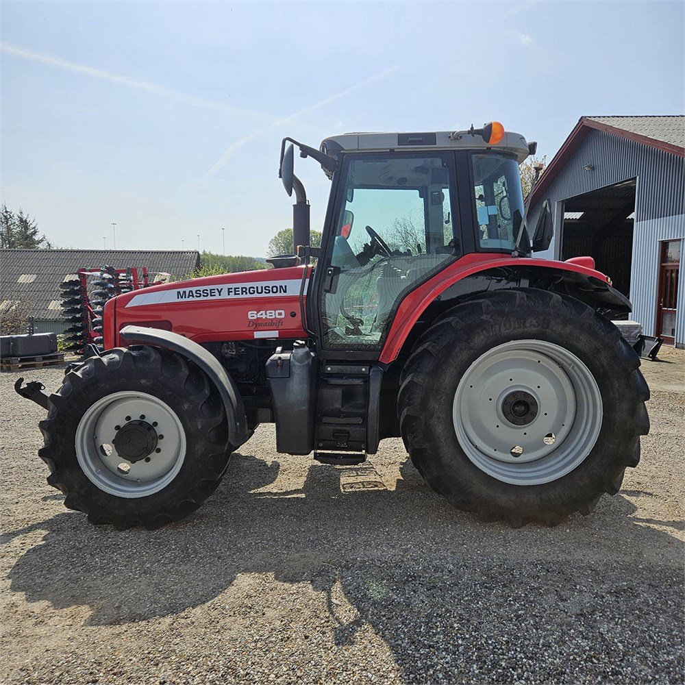 Massey Ferguson 6480 1 massey ferguson 6480 145 ch 8 574 h 2004