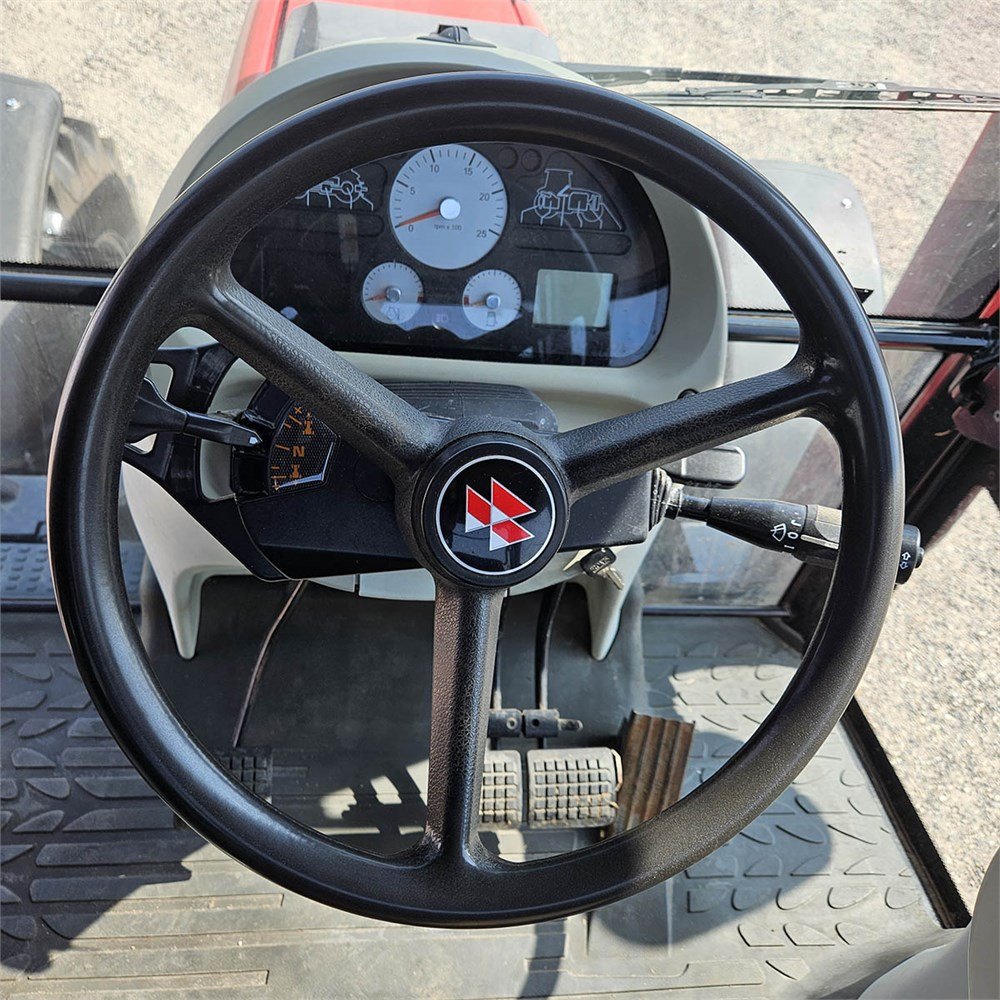 Massey Ferguson 6480 5 massey ferguson 6480 145 ch 8 574 h 2004