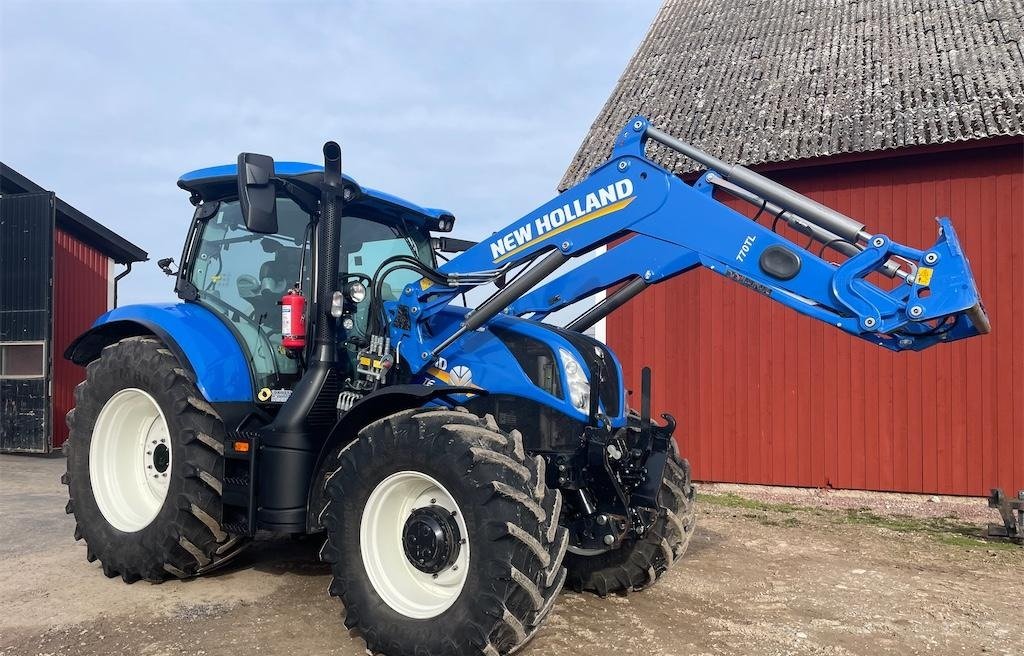 NEW HOLLAND 1 new holland t6.175 175 ch 2019 1 761 h