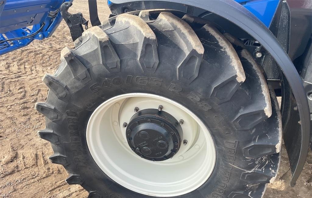 NEW HOLLAND 25 new holland t6.175 175 ch 2019 1 761 h